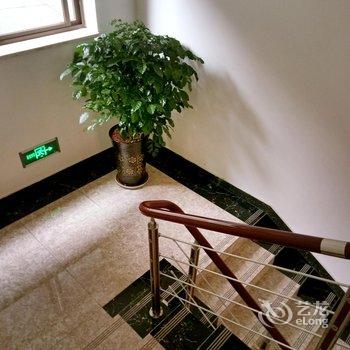 峨眉山H酒店(灵秀温泉店)酒店提供图片