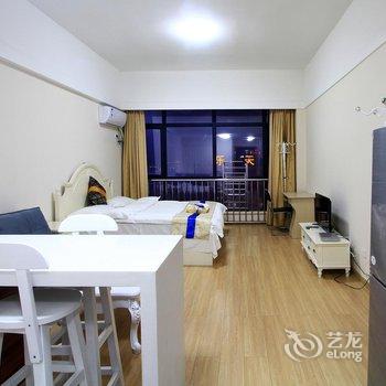 我为人人度假公寓(威海汽车站乐天3C店)酒店提供图片