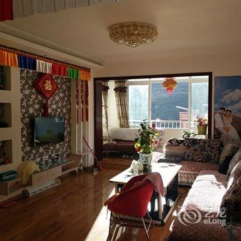 甘孜秧宗的家普通公寓酒店提供图片