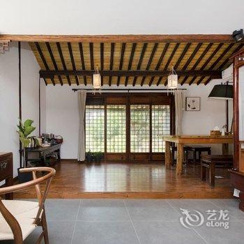 上海我们·1984(乐园附近的创意民宿)复式酒店提供图片