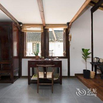 上海我们·1984(乐园附近的创意民宿)复式酒店提供图片