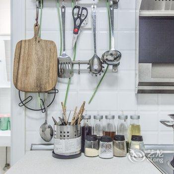 上海MFHOLE普通公寓(太原路分店)酒店提供图片