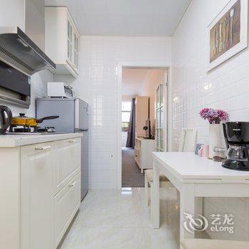 上海MFHOLE普通公寓(太原路分店)酒店提供图片