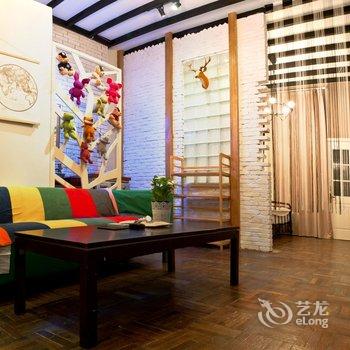 上海斑斓家民宿(进贤路分店)酒店提供图片
