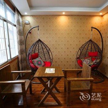 凤凰梦途驿站酒店提供图片