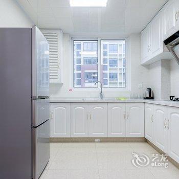 上海陈家镇东滩苹果花园公寓(裕展路店)酒店提供图片