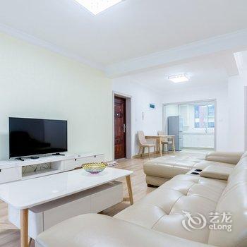 上海陈家镇东滩苹果花园公寓(裕展路店)酒店提供图片