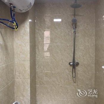 青岛一个嘴巴子普通公寓酒店提供图片