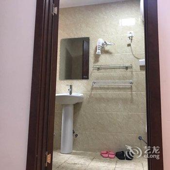 青岛一个嘴巴子普通公寓酒店提供图片