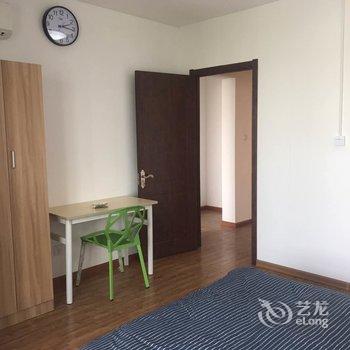 青岛一个嘴巴子普通公寓酒店提供图片