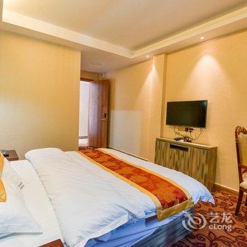 稻城圣洁之旅假日酒店酒店提供图片