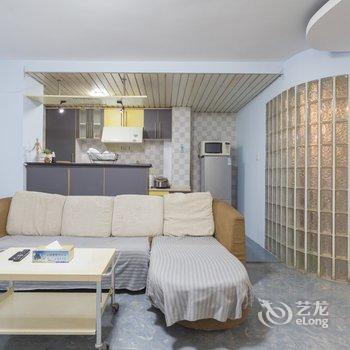 上海藤滕的家普通公寓(许昌路分店)酒店提供图片