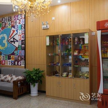 派酒店南昌下罗江西财经大学西门店酒店提供图片