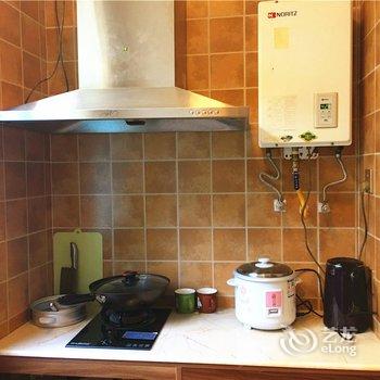 上海我住隔壁我姓王普通公寓(政立路分店)酒店提供图片