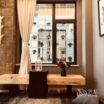 西安行着设计师民宿酒店提供图片