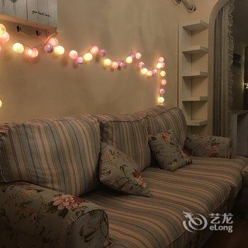 成都文艺少女之家普通公寓酒店提供图片