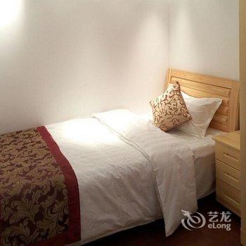 青岛深蓝皇冠复式度假公寓酒店提供图片