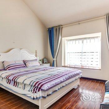 成都都江堰景区清新浪漫套房复式酒店提供图片