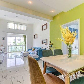 成都都江堰景区清新浪漫套房复式酒店提供图片