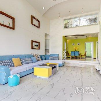 成都都江堰景区清新浪漫套房复式酒店提供图片