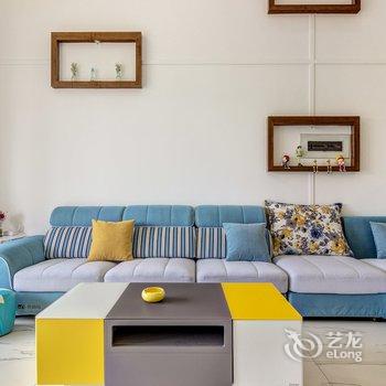 成都都江堰景区清新浪漫套房复式酒店提供图片