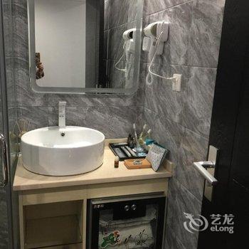 重庆两岸时光酒店用户上传图片