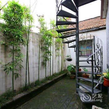 扬州米开朗基罗特色民宿(地官弟街分店)酒店提供图片