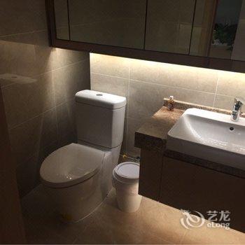 �Ϻ�С����666��ɫ����(����·�ֵ�)�Ƶ��ṩͼƬ