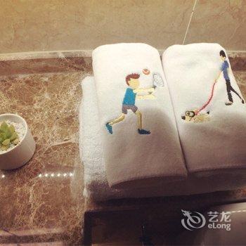 �Ϻ�С����666��ɫ����(����·�ֵ�)�Ƶ��ṩͼƬ