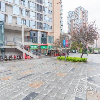 重庆赫利特色民宿(建新东路分店)酒店提供图片