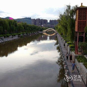 凉山西昌半岛.湿地公寓(风情园路与花园路交叉口分店)酒店提供图片