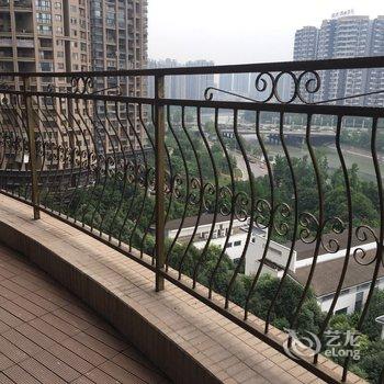 成都城南豪华江景房公寓酒店提供图片