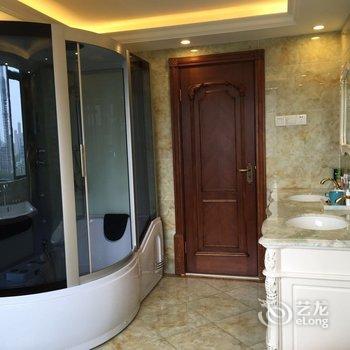 成都城南豪华江景房公寓酒店提供图片