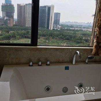 成都城南豪华江景房公寓酒店提供图片