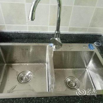 重庆不会游泳的鱼公寓(龙寿支路分店)酒店提供图片