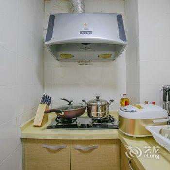 成都DARK GREEN-家普通公寓(蜀都大道店)酒店提供图片