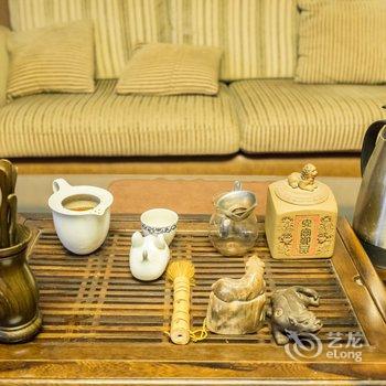 重庆渝哥特色民宿(天马路分店)酒店提供图片