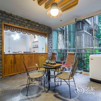 重庆渝哥特色民宿(天马路分店)酒店提供图片