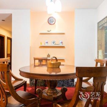 重庆渝哥特色民宿(天马路分店)酒店提供图片