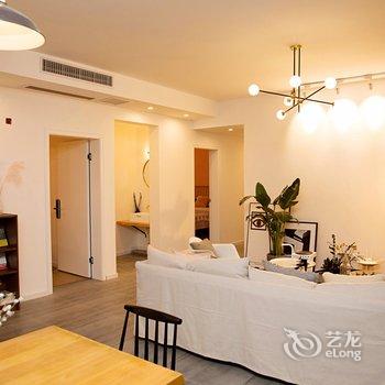 重庆窝家民宿(谦泰路店)酒店提供图片