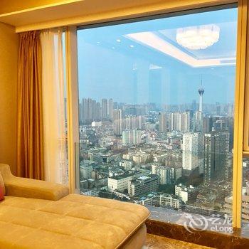 成都270度全落地窗观景房普通公寓酒店提供图片