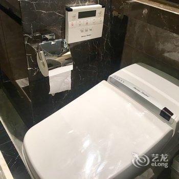 成都270度全落地窗观景房普通公寓酒店提供图片