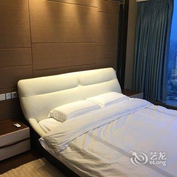 成都270度全落地窗观景房普通公寓酒店提供图片