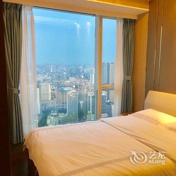 成都270度全落地窗观景房普通公寓酒店提供图片
