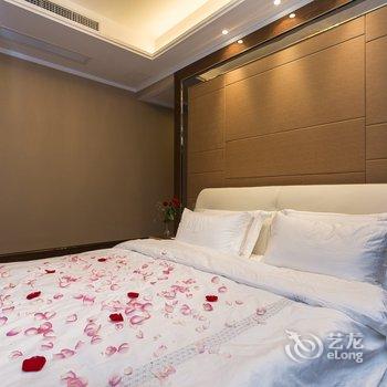 成都270度全落地窗观景房普通公寓酒店提供图片