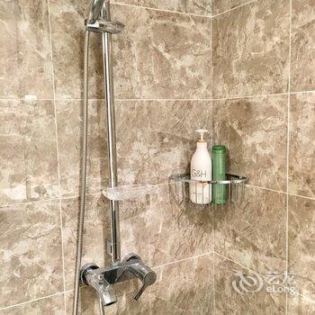 成都270度全落地窗观景房普通公寓酒店提供图片