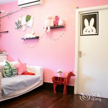 上海zlys民宿(延安中路分店)酒店提供图片