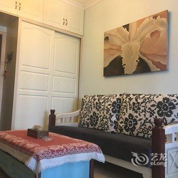 重庆漏网鱼普通公寓酒店提供图片