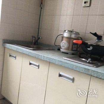 成都诗与胡说普通公寓(南糠市街店)酒店提供图片