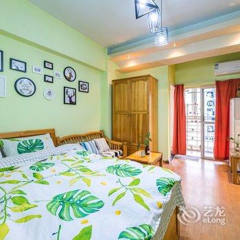 成都诗与胡说普通公寓(南糠市街店)酒店提供图片